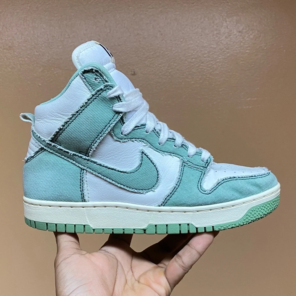 Nike Women’s Dunk High 1985 “Green Denim” Size 6.5